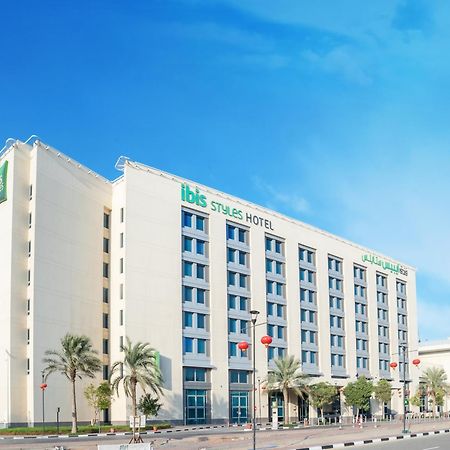 فندق ايبيس ستايلز دراغون مارت دبي المظهر الخارجي الصورة
